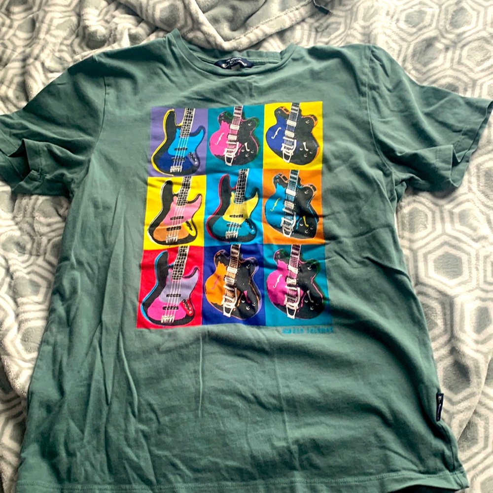 Green t shirt (never worn before)